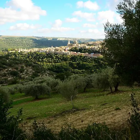 Konukevi Terrazzo Su Ibla Ragusa